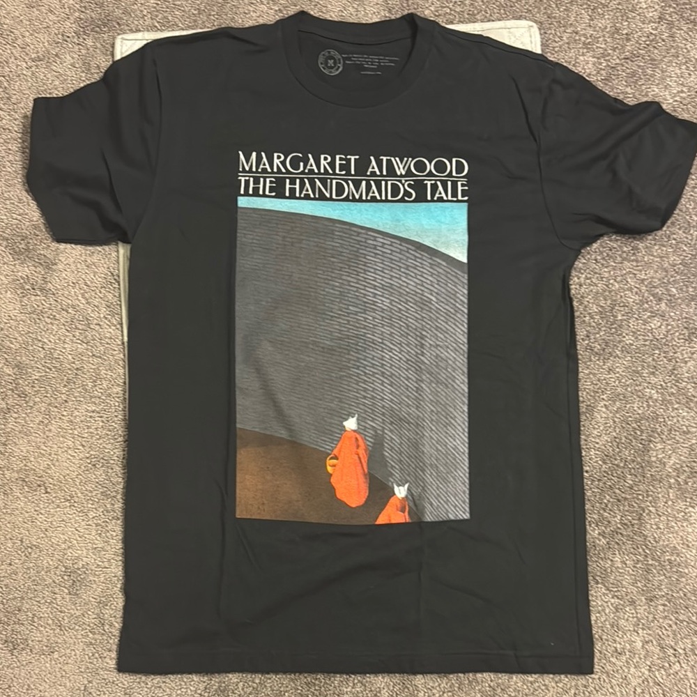 Black Short Sleeve Tee with Modern Graphic Design
